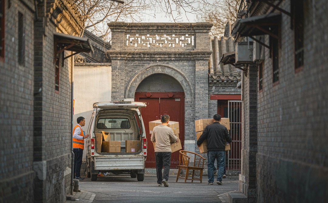 北京胡同平房搬家怎么搬？窄巷进车与搬运方案一次讲清